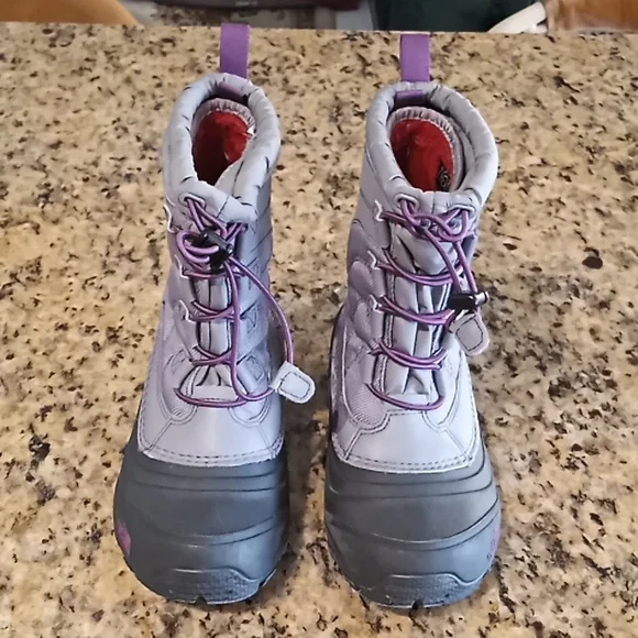 The North Face Girls Alpenglow IV Lace Insulated Waterproof Winter Boots. Size 1 - Picture 5 of 15